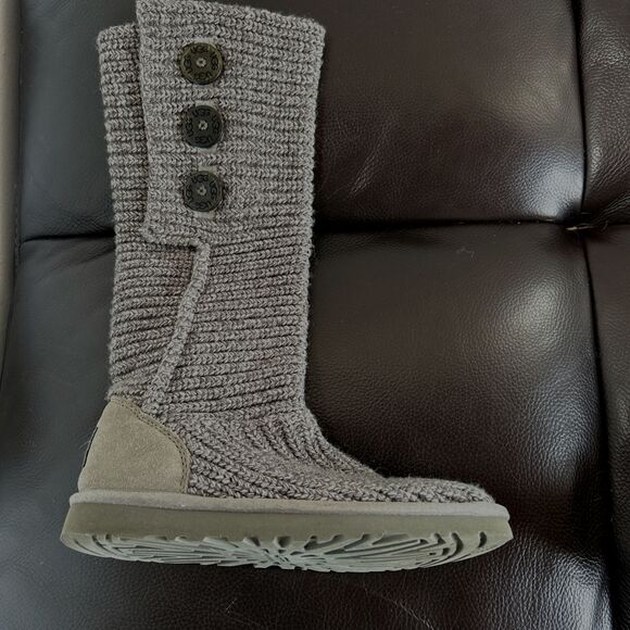 UGG AUSTRALIA Classic Cardy Gray Boots Chunky Sweater Knit Size US 7 - Picture 3 of 7